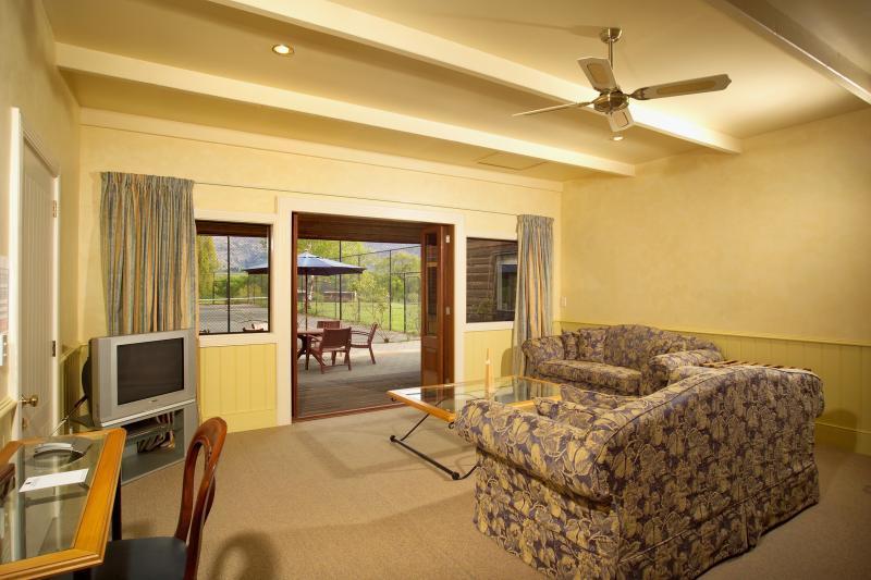 Manata Homestead & Lodge Куийнстаун Екстериор снимка